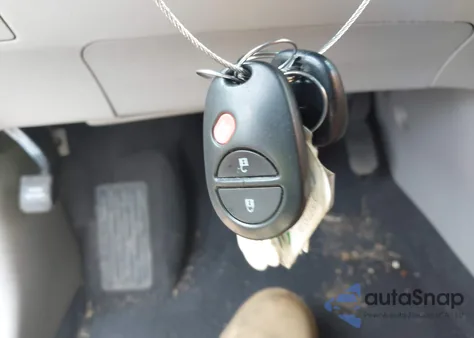 2012 Toyota Highlander Base V6 из США, поврежденный, VIN 5TDZK3EH1CS085062